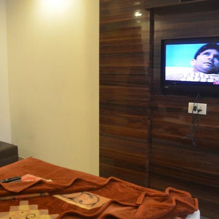 Hotel D Suites Dx Nowe Delhi Zewnętrze zdjęcie