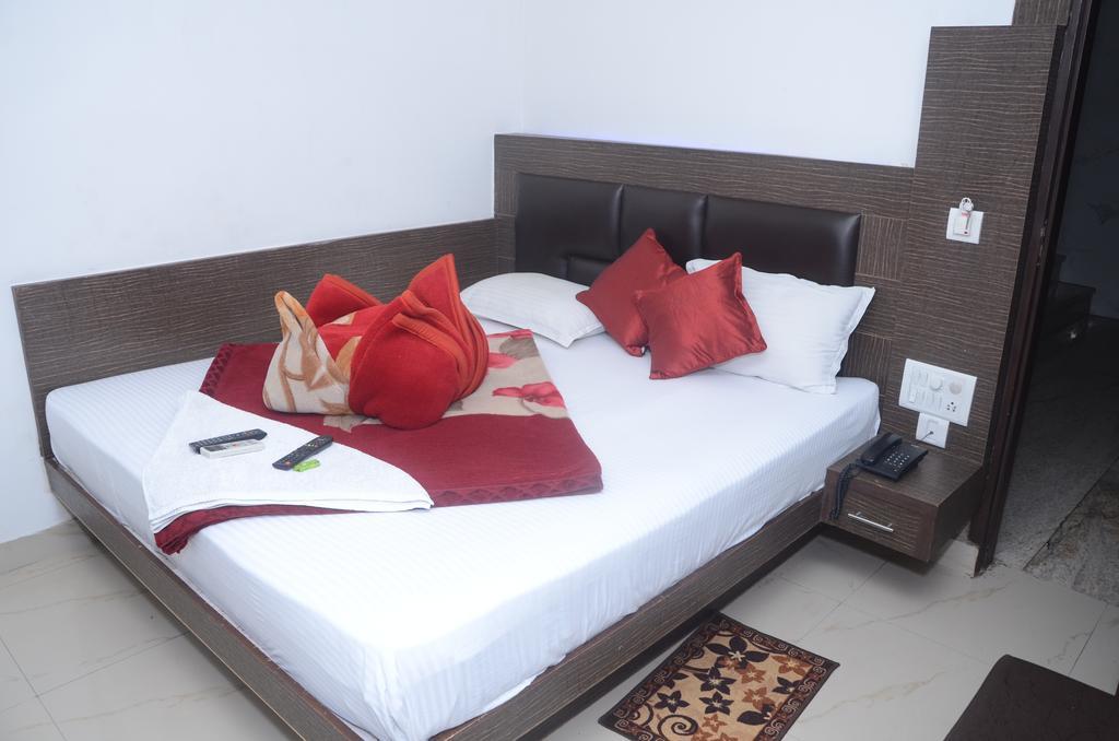 Hotel D Suites Dx Nowe Delhi Zewnętrze zdjęcie