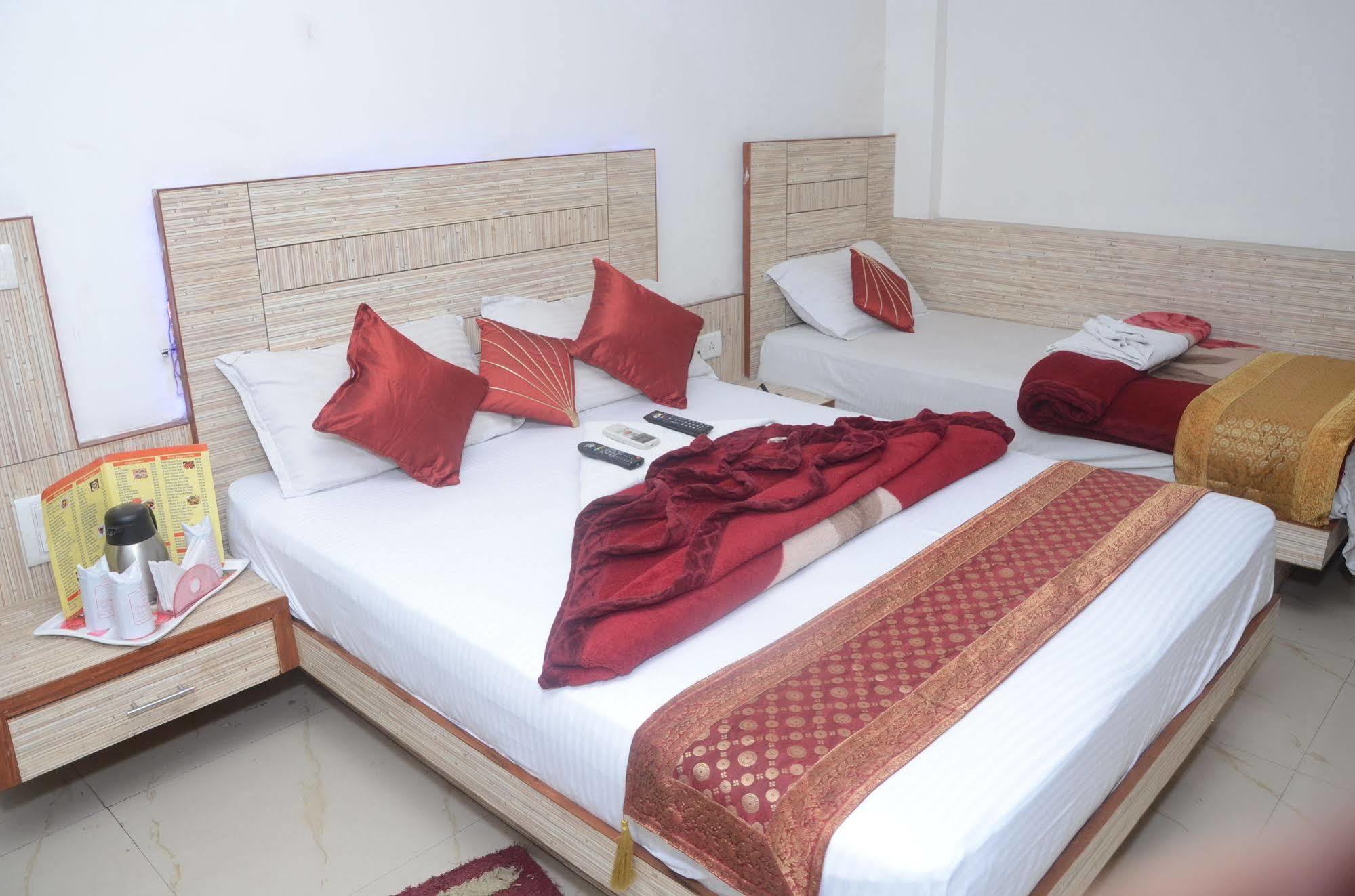Hotel D Suites Dx Nowe Delhi Zewnętrze zdjęcie