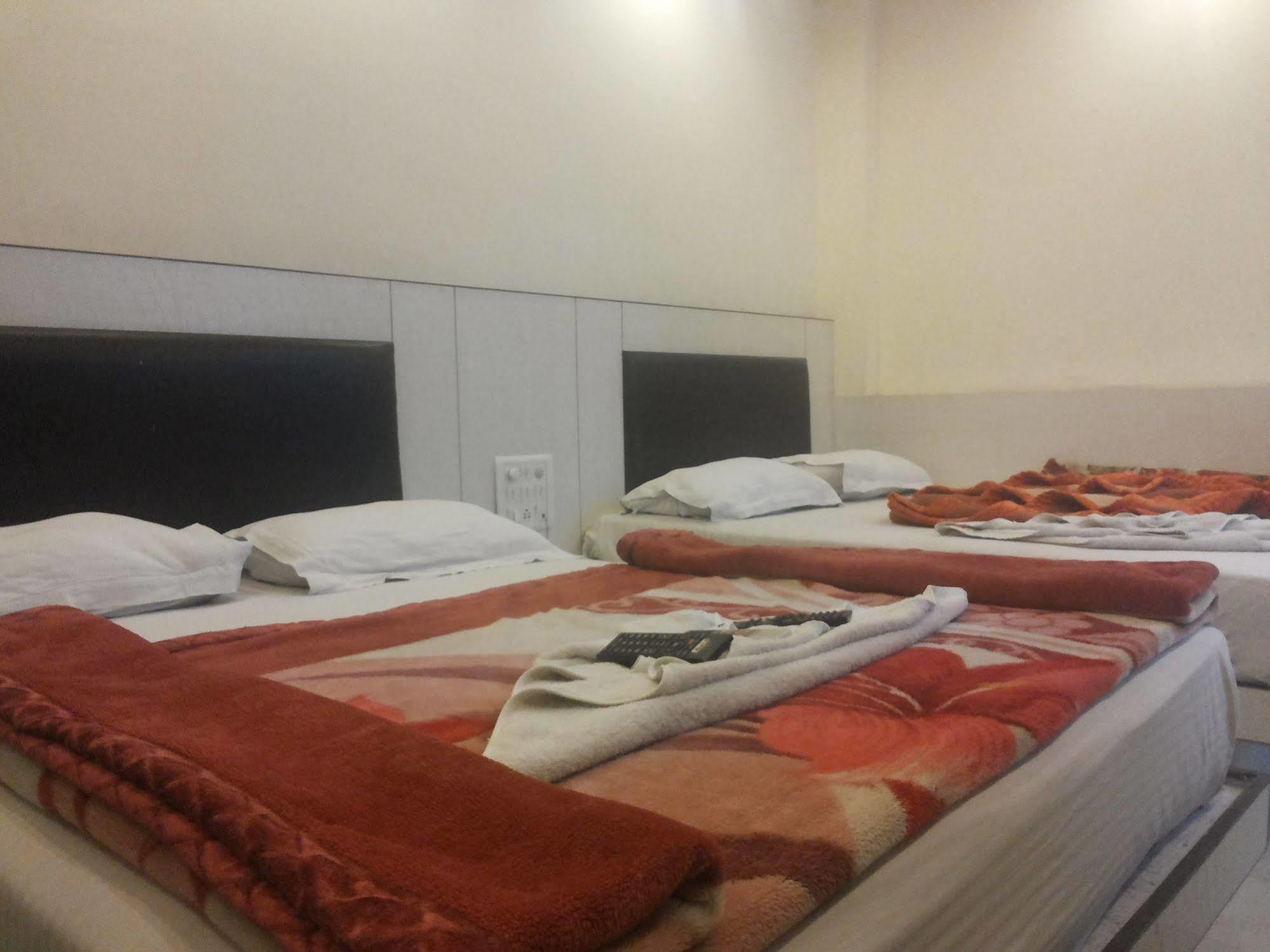 Hotel D Suites Dx Nowe Delhi Zewnętrze zdjęcie