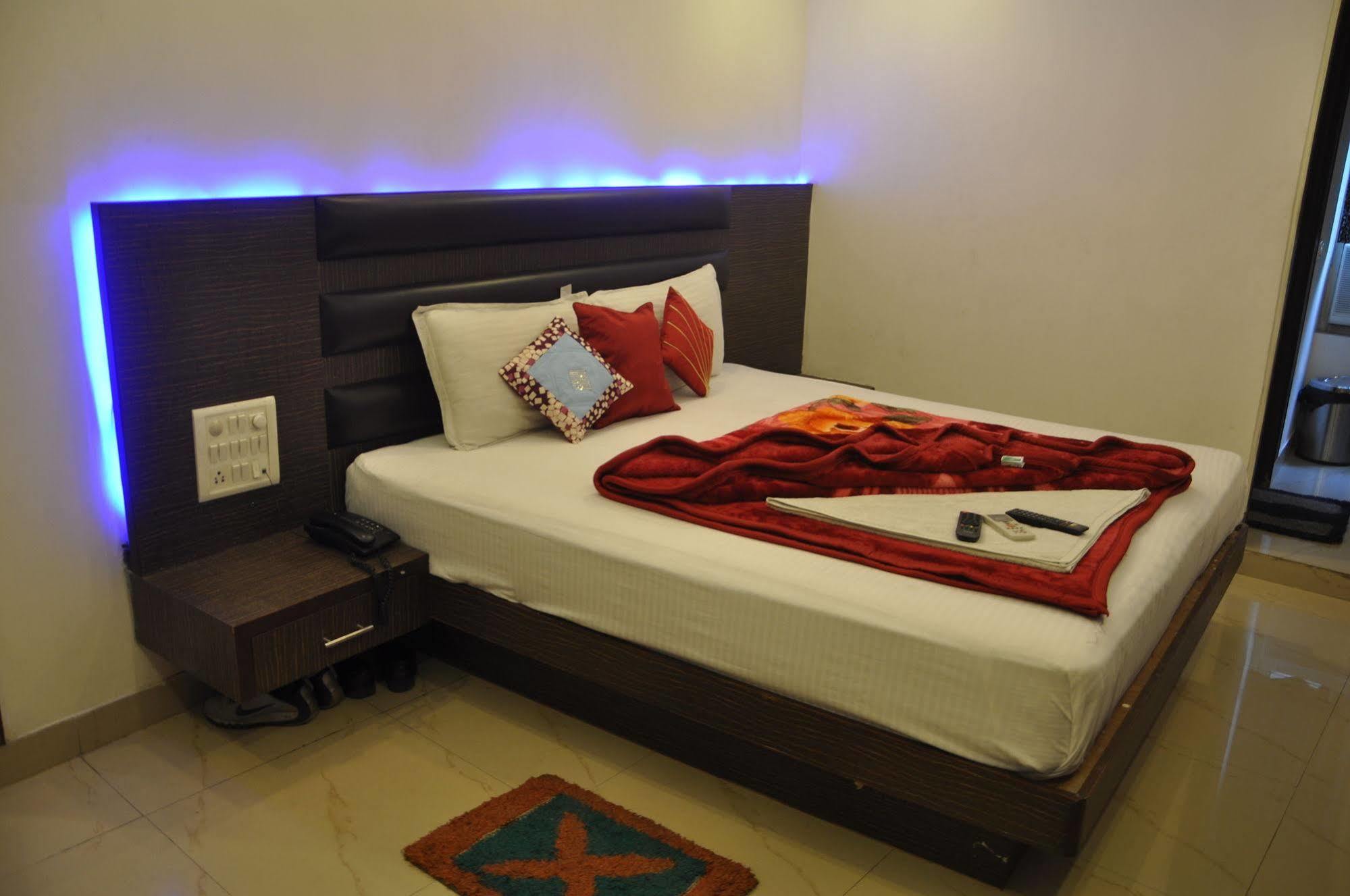 Hotel D Suites Dx Nowe Delhi Zewnętrze zdjęcie