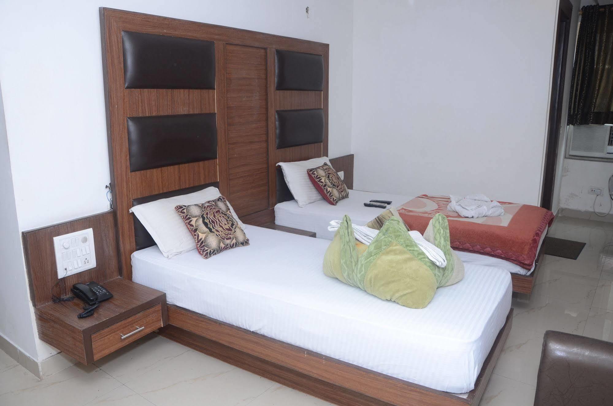 Hotel D Suites Dx Nowe Delhi Zewnętrze zdjęcie