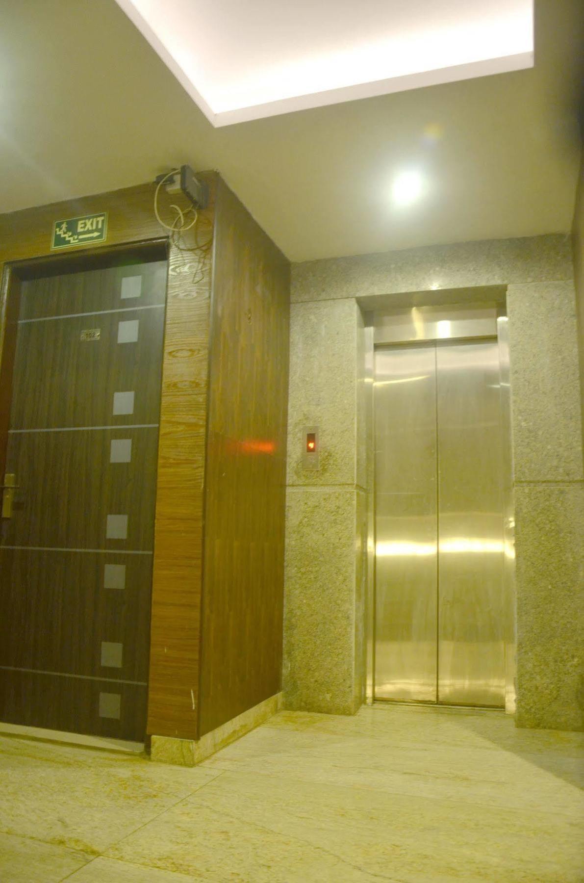 Hotel D Suites Dx Nowe Delhi Zewnętrze zdjęcie