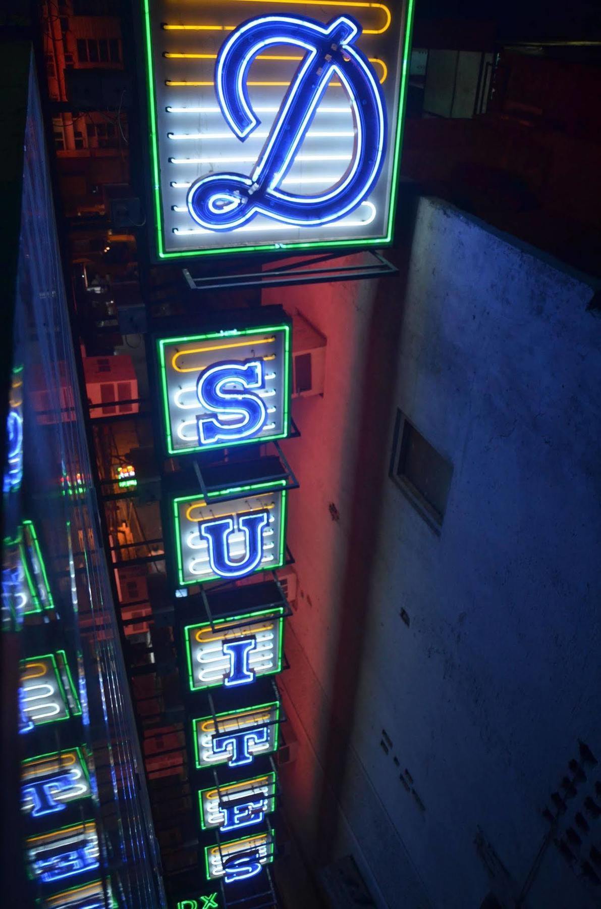 Hotel D Suites Dx Nowe Delhi Zewnętrze zdjęcie